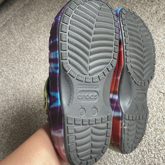 Multi-Colored Crocs Bundle - Picture 10 of 10